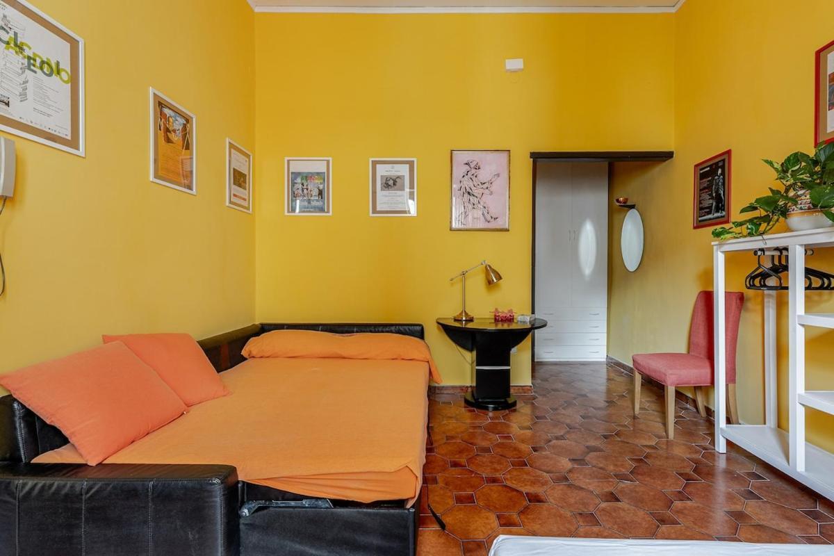 Casa Laurino A Centro Naples