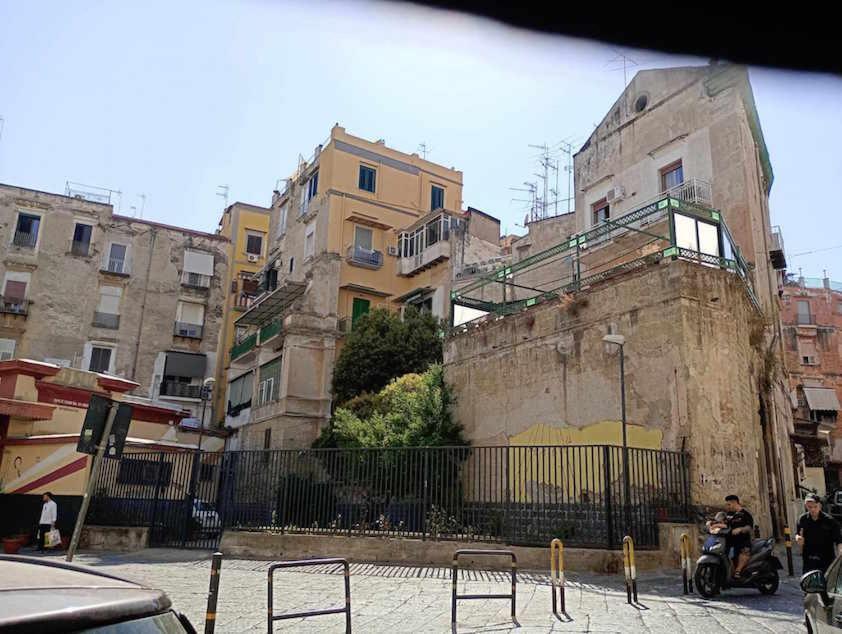 Apartment Casa Laurino A Centro Naples